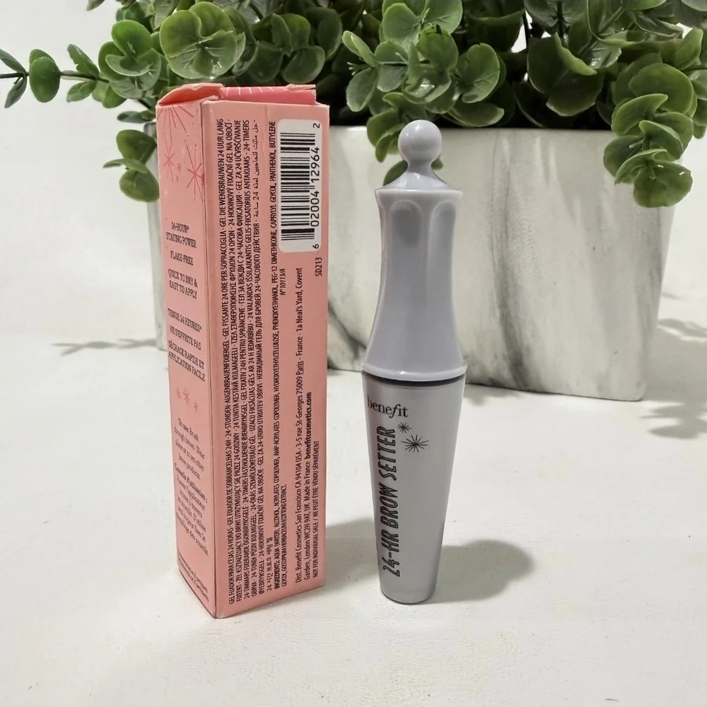 Benefit 24-HR Brow Setter - Clear Gel - Picture 4 of 5